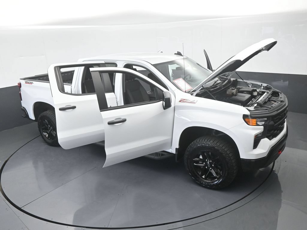 Used 2024 Chevrolet Silverado 1500 Custom Trail Boss AWD/4WD image 75