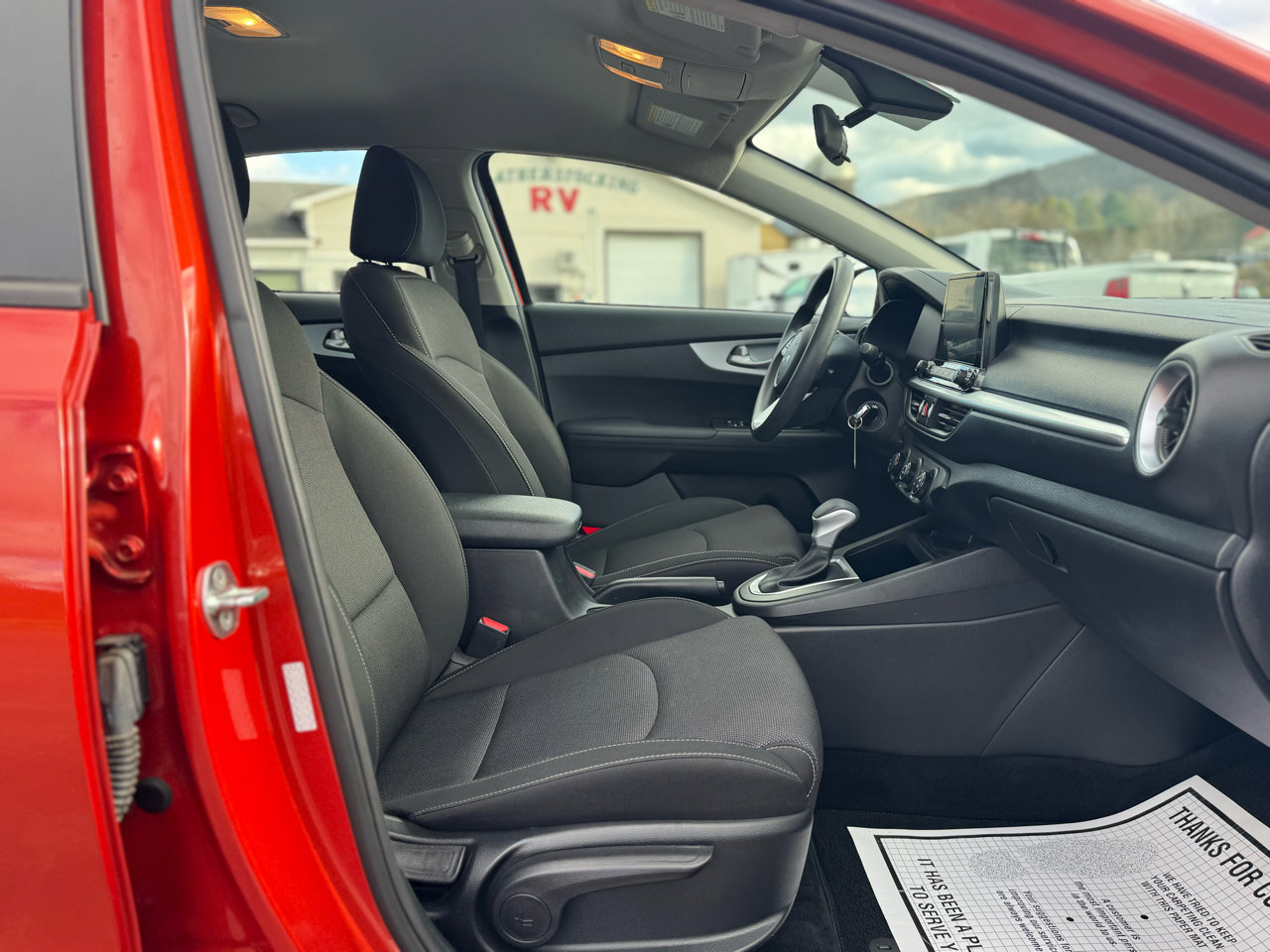 Used 2023 Kia Forte LXS w/ LXS Technology Package image 25