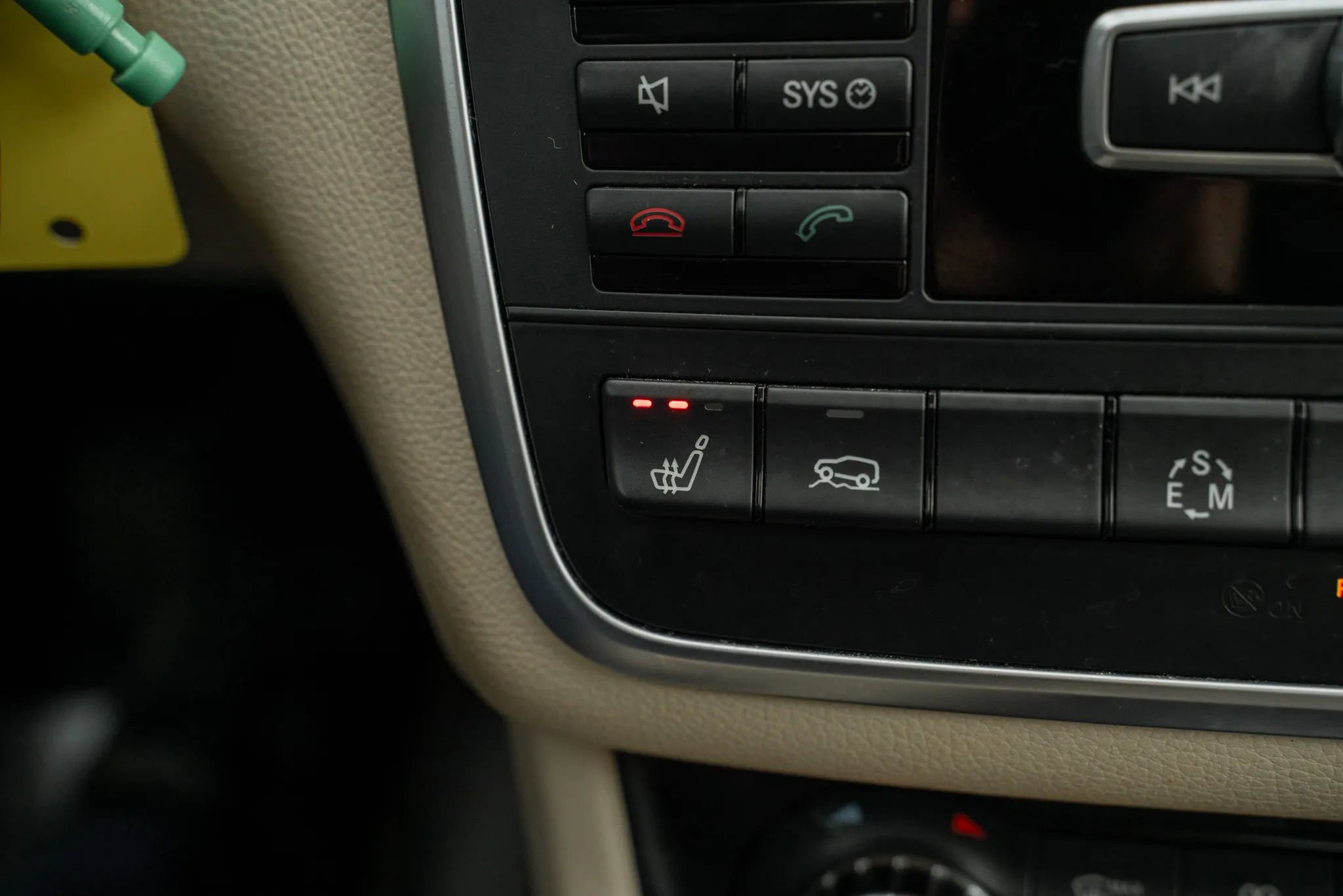 Used 2015 Mercedes-Benz GLA 250 GLA 250 4MATIC Sport Utility 4 image 24