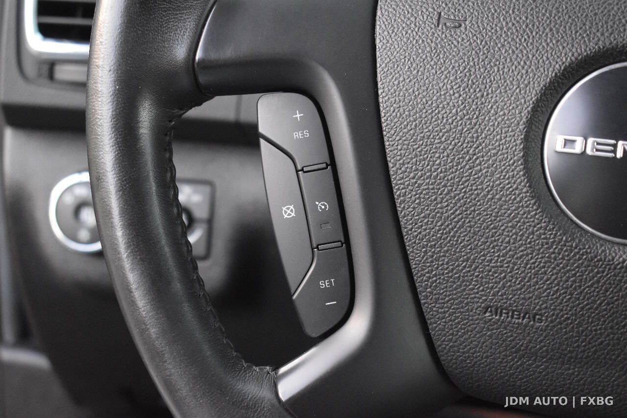 Used 2011 GMC Acadia Denali AWD/4WD image 21