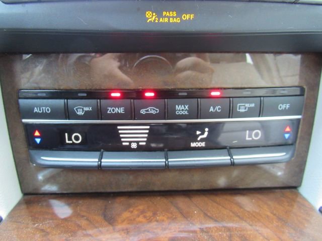 Used 2014 Mercedes-Benz E 350 Sedan image 45