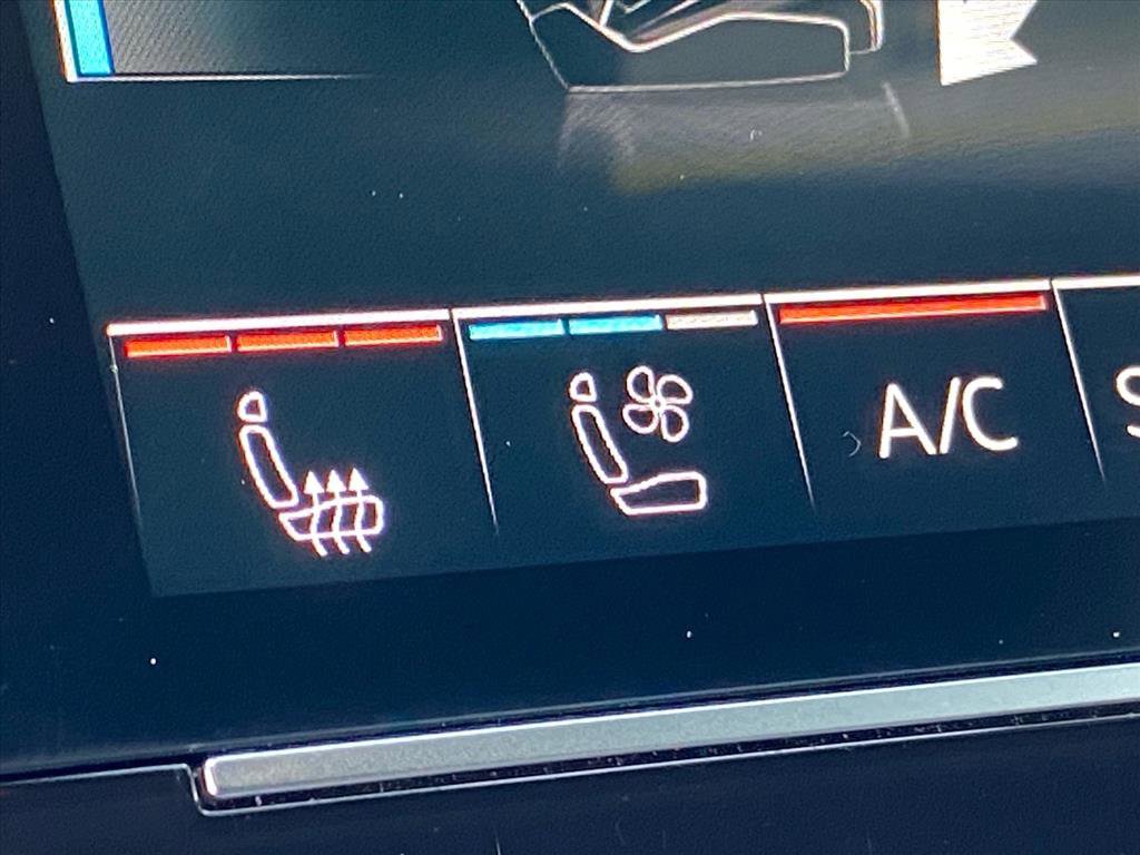 Used 2023 Audi e-tron Chronos w/ Chronos Package image 16