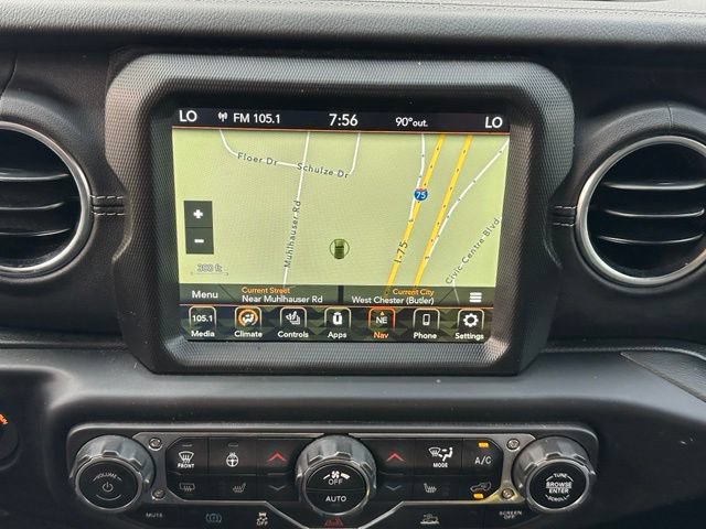 Used 2022 Jeep Wrangler Unlimited Sahara w/ Cold Weather Group AWD/4WD image 25