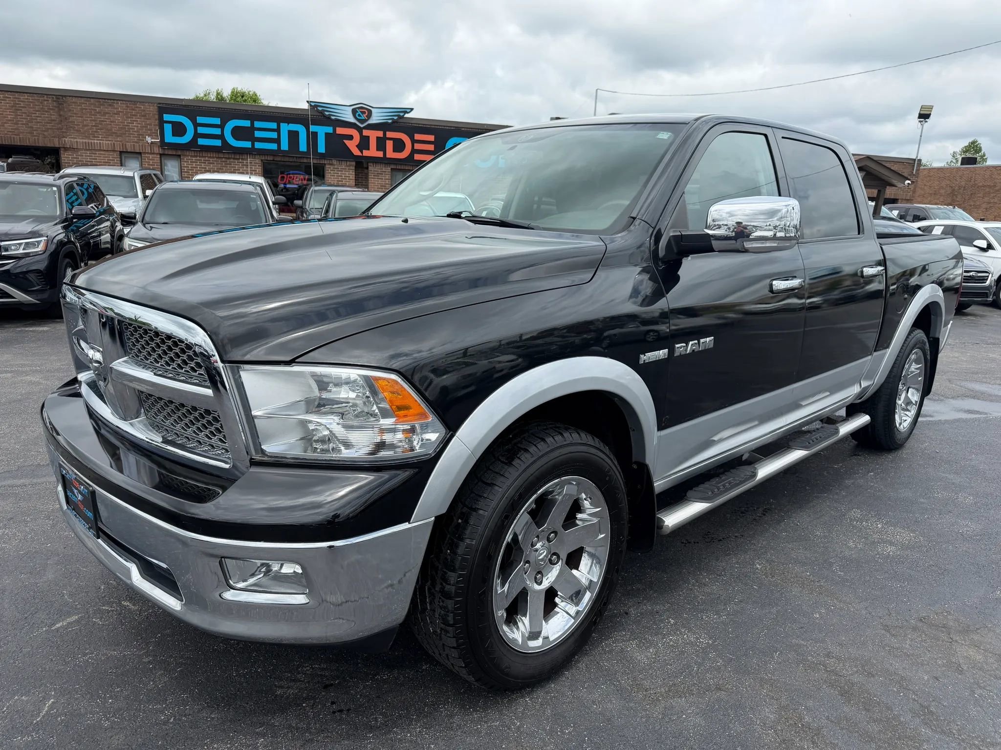 Used 2009 Dodge Ram 1500 Truck Laramie AWD/4WD image 7