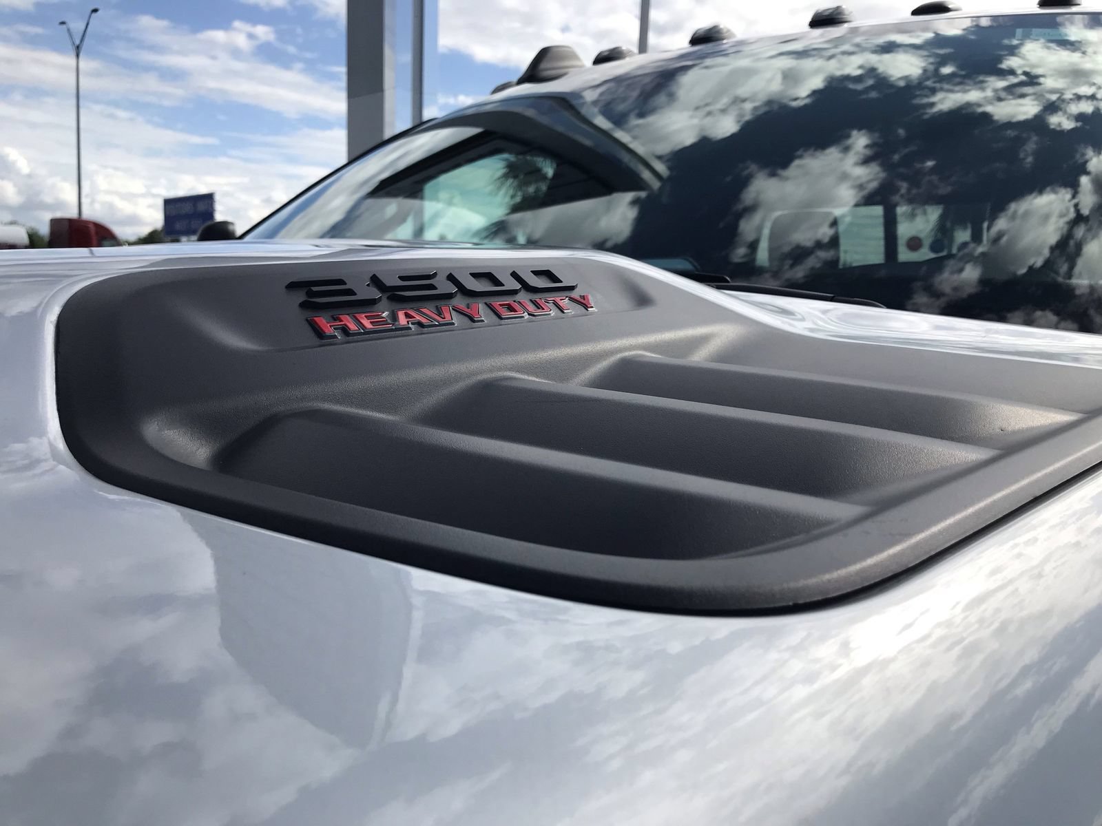 New 2026 RAM 3500 Limited AWD/4WD image 12