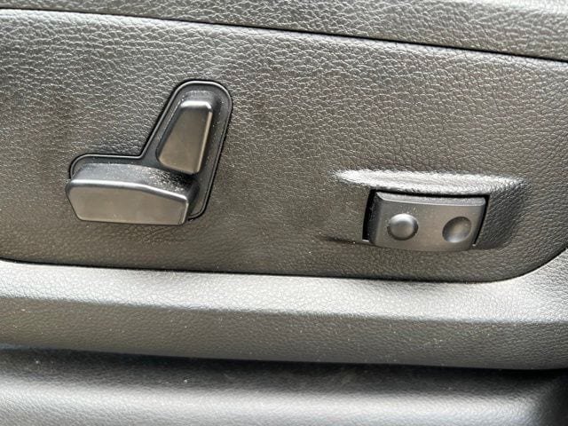 Used 2026 RAM 2500 Big Horn AWD/4WD image 16