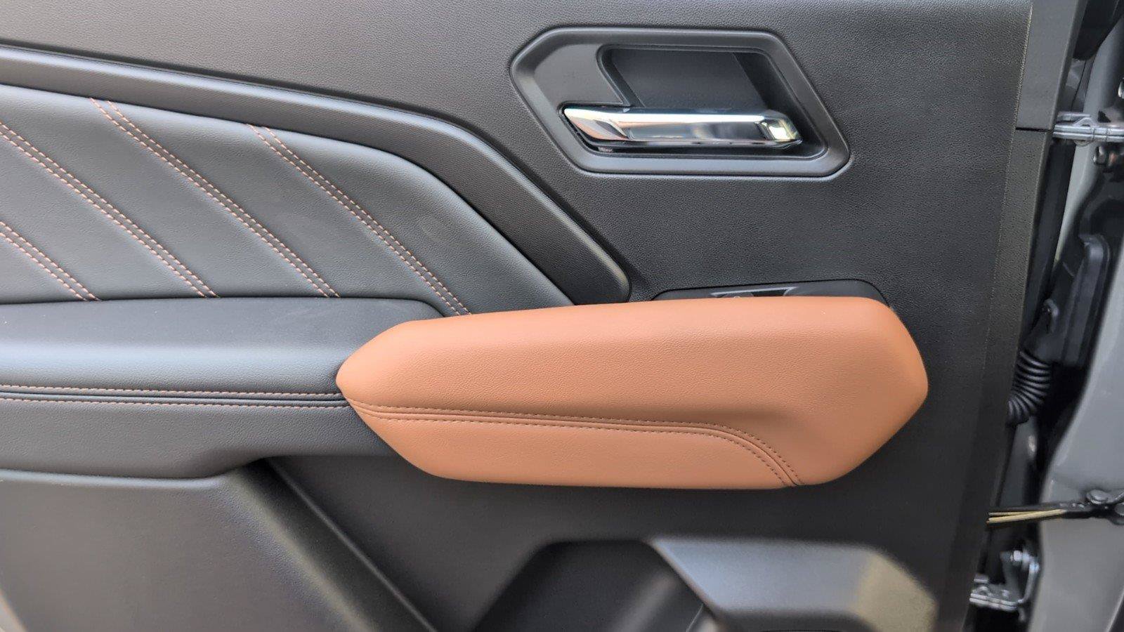 New 2026 GMC Canyon AT4 AWD/4WD image 36