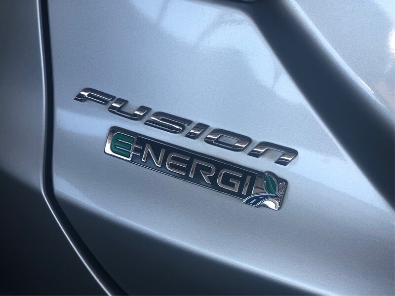 Used 2014 Ford Fusion Energi SE FWD image 20