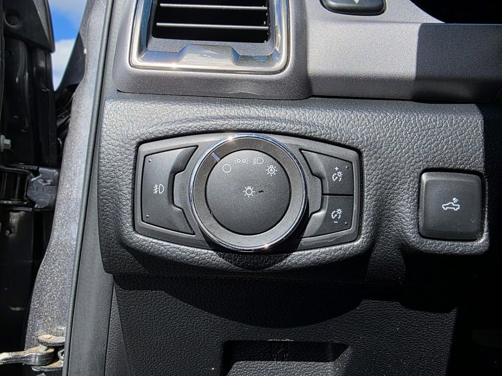 Used 2020 Ford Ranger XLT w/ Equipment Group 301A Mid image 14