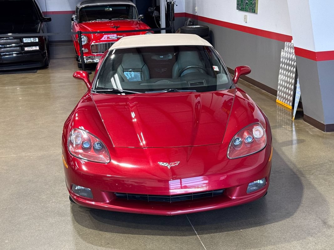 Used 2008 Chevrolet Corvette Convertible w/ Preferred Equipment Group RWD image 34