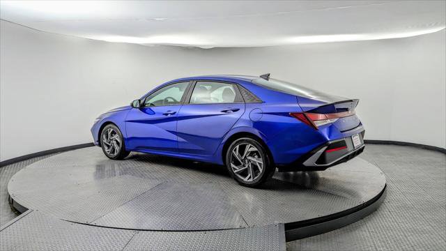 Used 2025 Hyundai Elantra Sport w/ Cargo Package image 6
