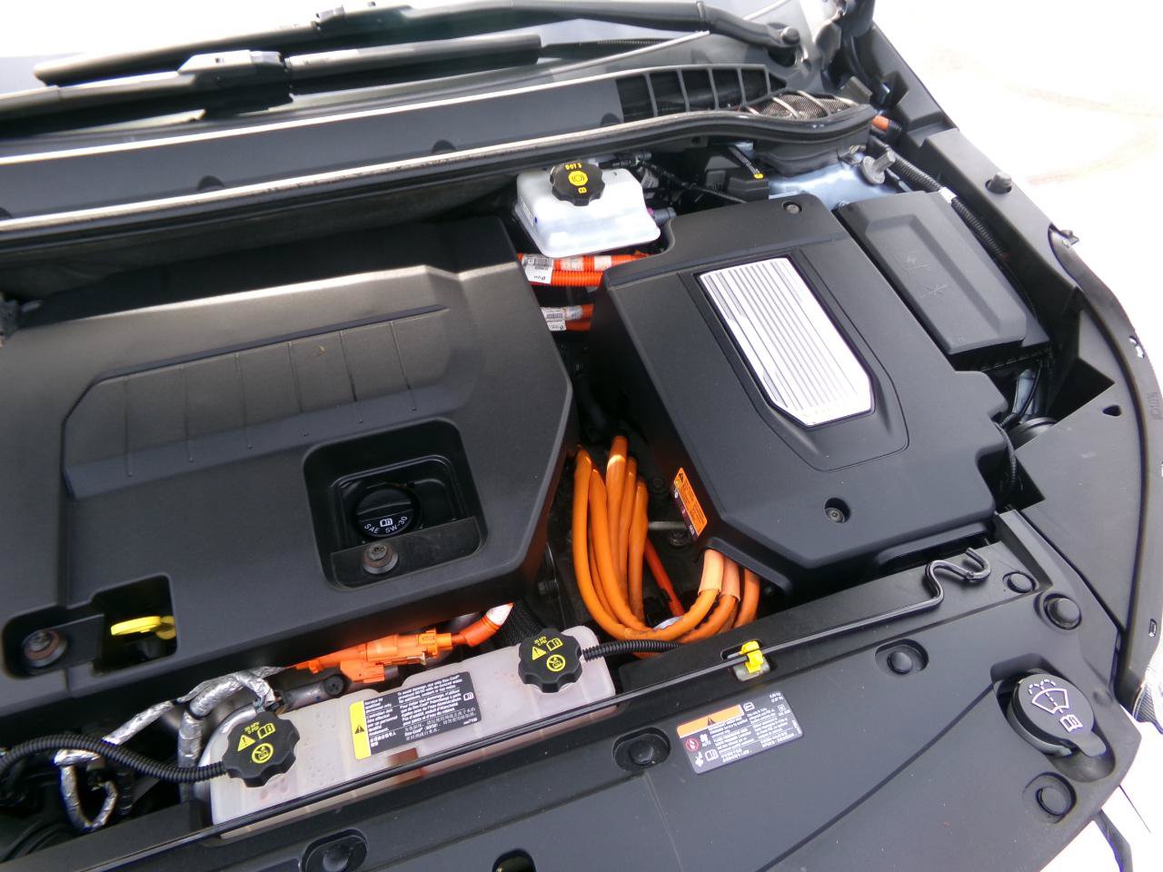 Used 2013 Chevrolet Volt Premium w/ Premium Trim Package FWD image 18