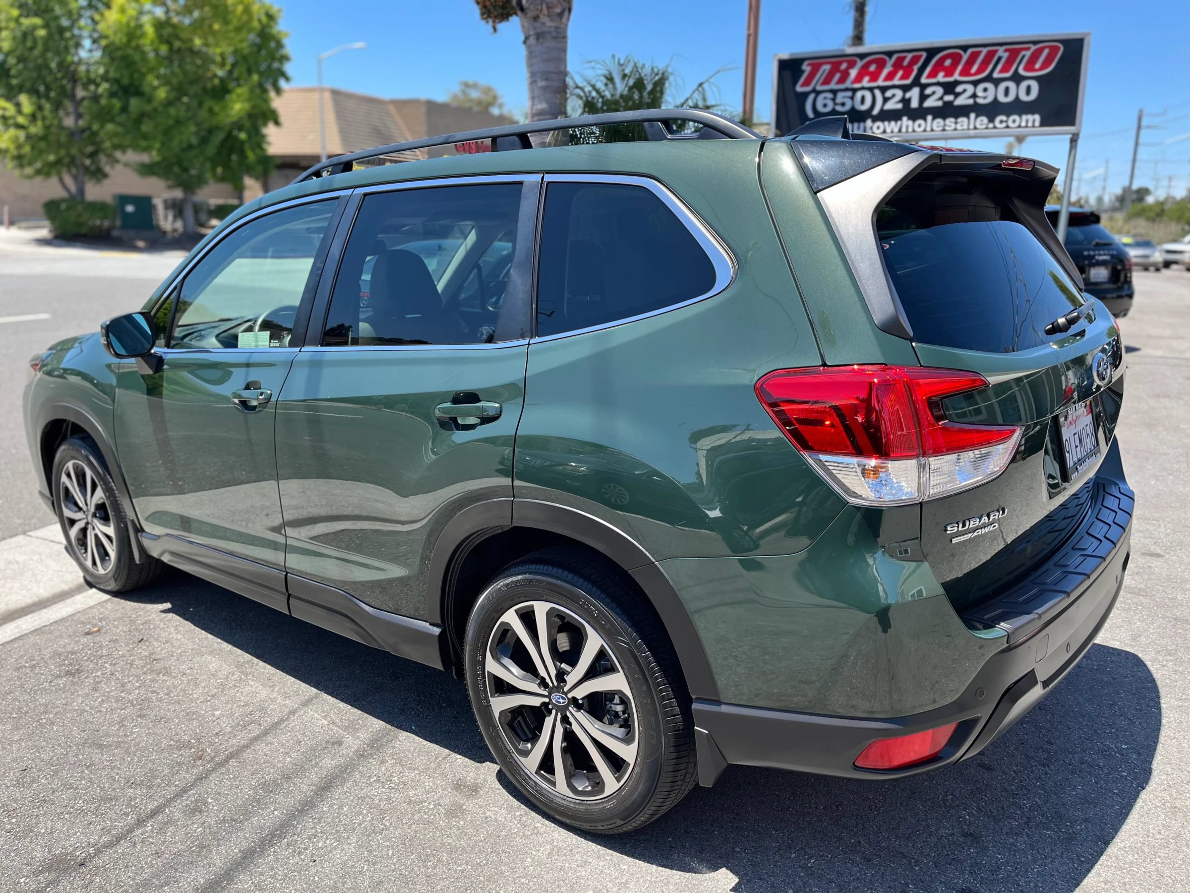 Used 2024 Subaru Forester Limited AWD/4WD image 5