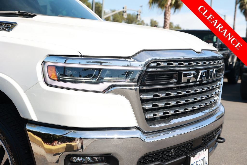 Used 2025 RAM 1500 Limited w/ Trailer Tow Group AWD/4WD image 8