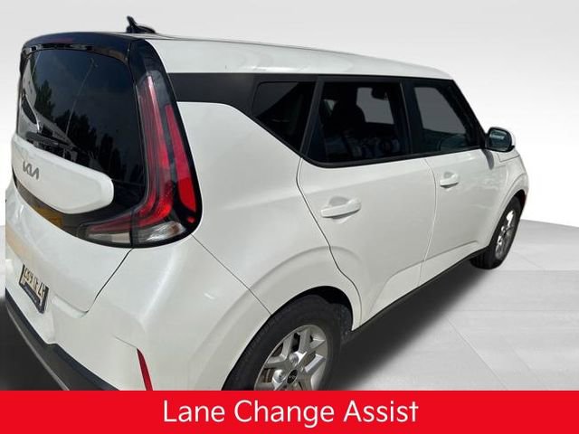 Used 2023 Kia Soul LX w/ LX Technology Package image 6