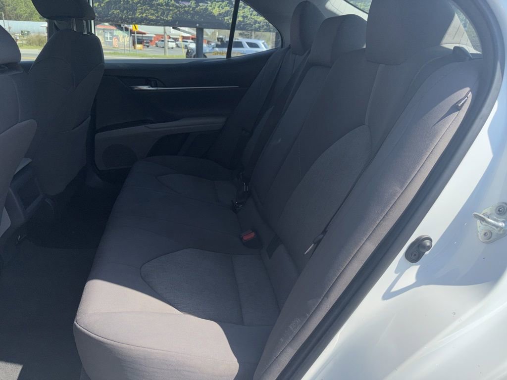 Used 2023 Toyota Camry LE image 6