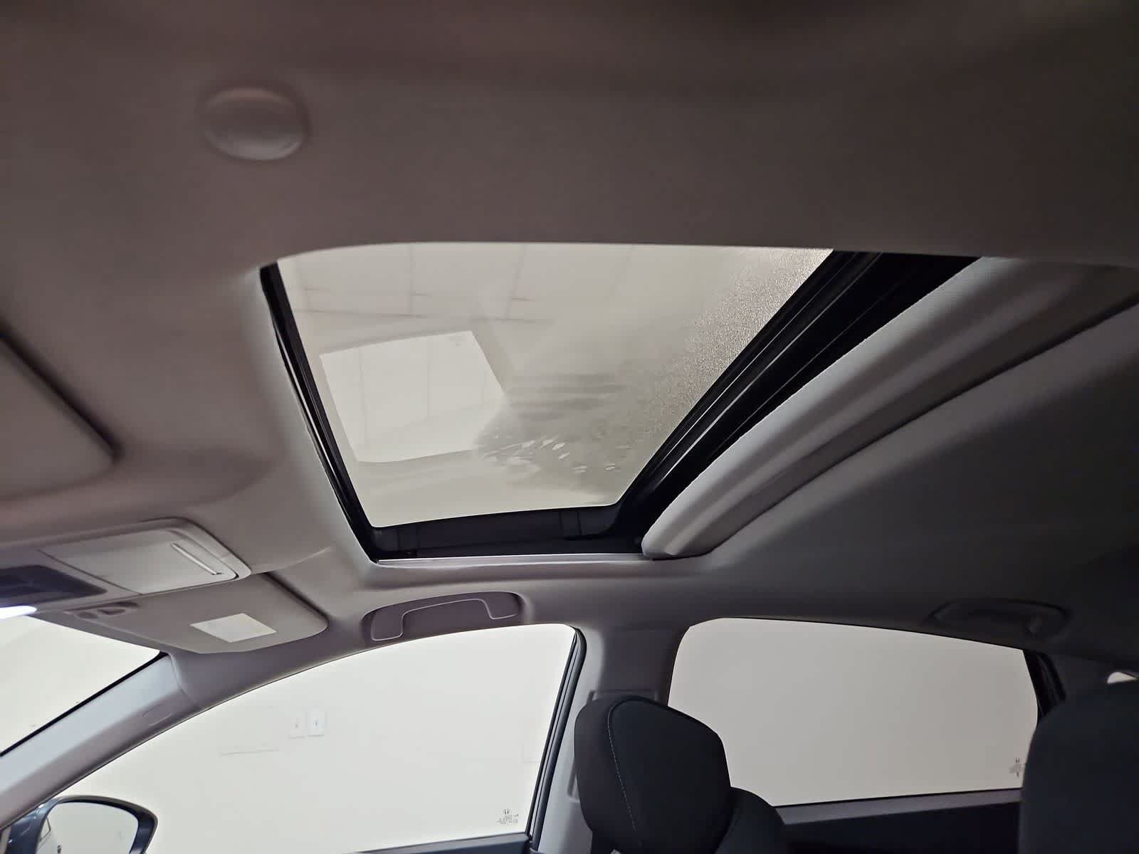 Certified 2025 Honda Accord SE image 3