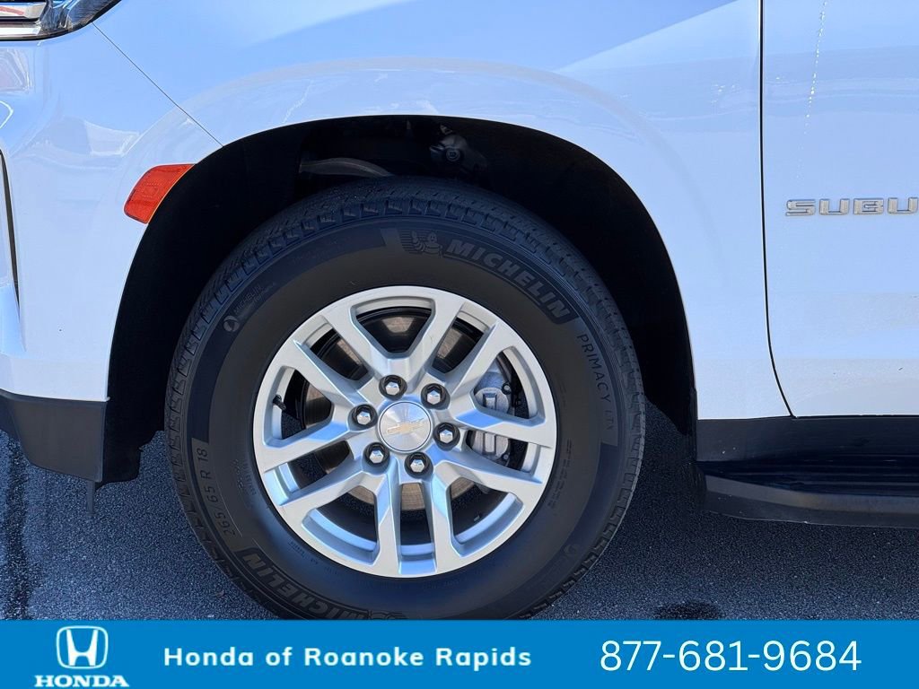 Used 2023 Chevrolet Suburban LT image 41