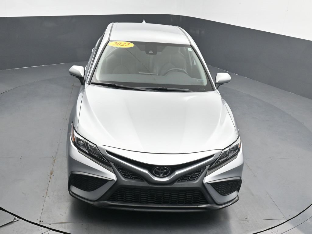 Used 2022 Toyota Camry SE image 29