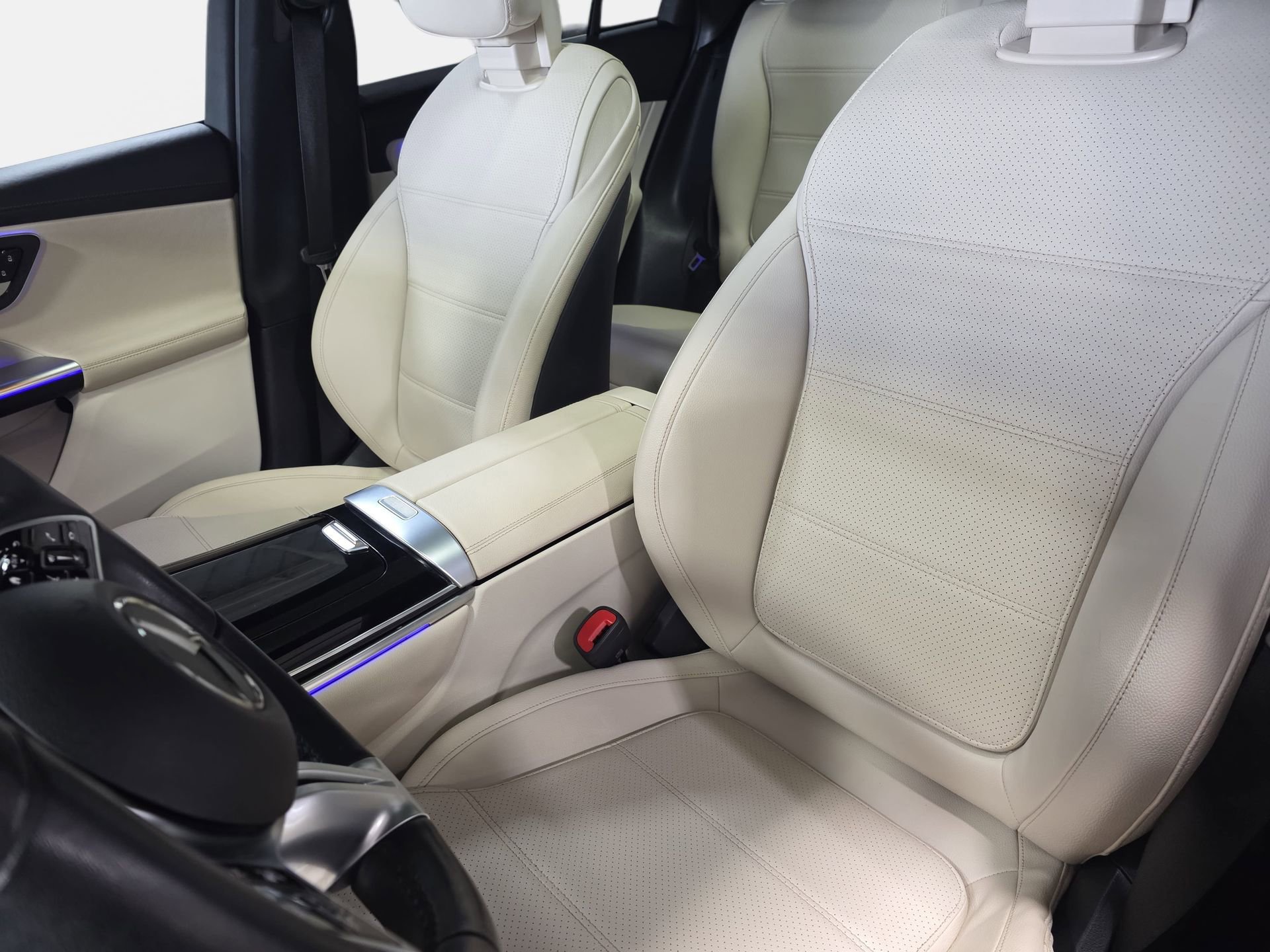 Used 2023 Mercedes-Benz GLC 300 GLC 300 image 15