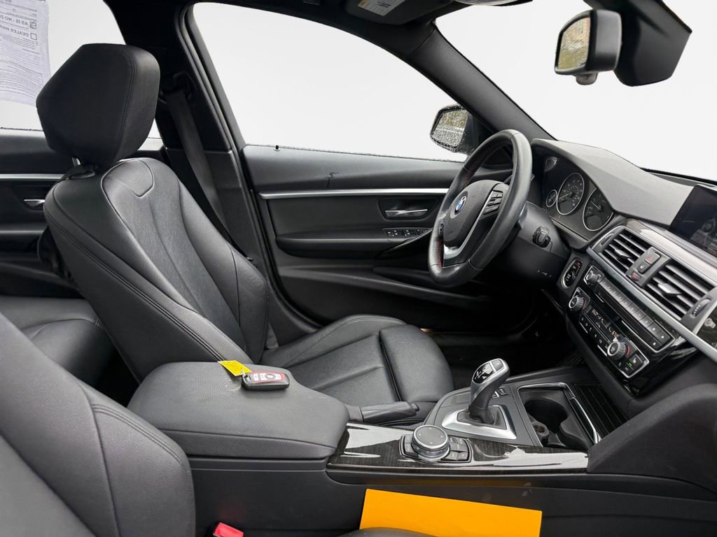 Used 2016 BMW 328i xDrive Sedan image 24