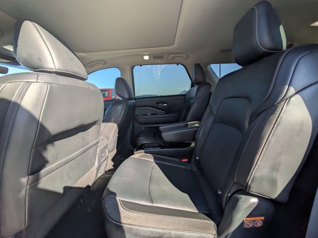 Used 2023 Nissan Pathfinder SL w/ SL Premium Package image 12