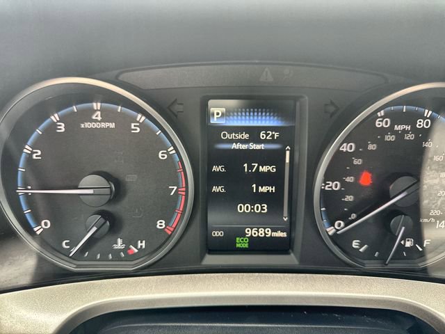 Used 2018 Toyota RAV4 LE image 23