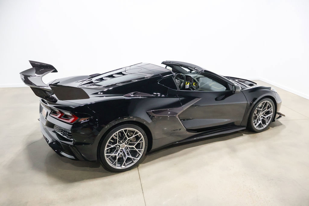 Used 2026 Chevrolet Corvette ZR1 w/ ZR1 Carbon Fiber Aero Package image 72