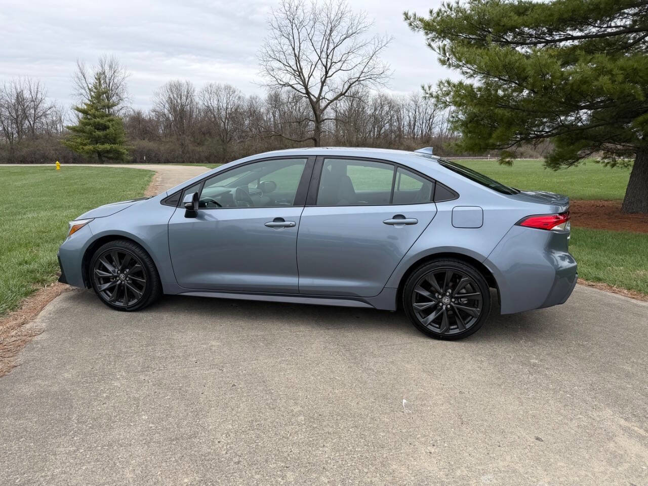 Used 2024 Toyota Corolla SE image 8