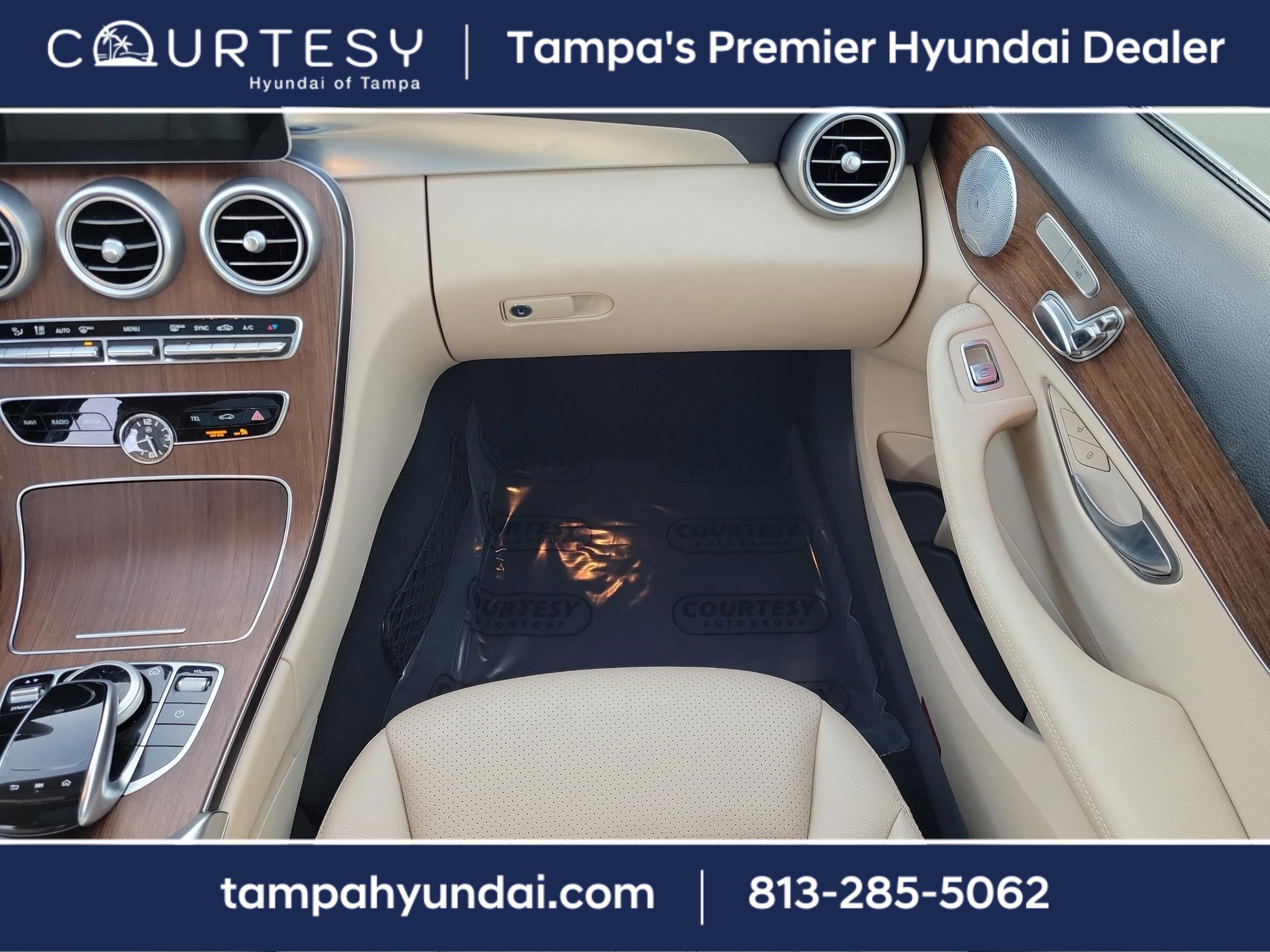 Used 2020 Mercedes-Benz C 300 4MATIC Sedan image 15