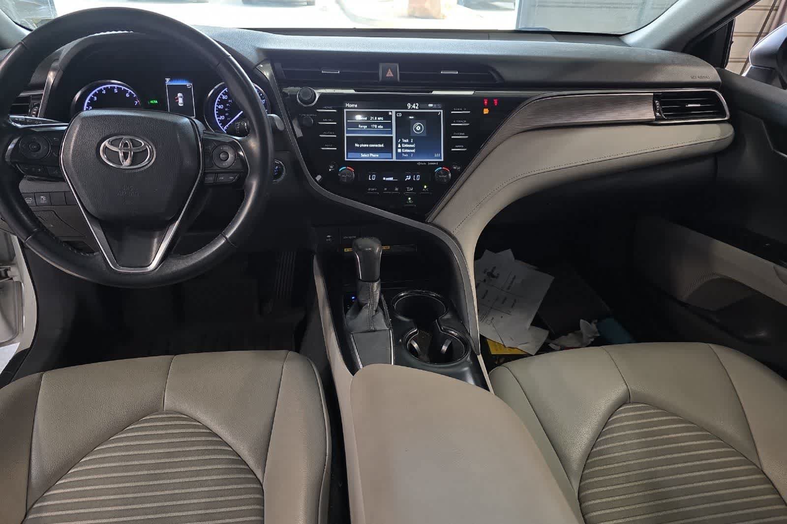 Used 2019 Toyota Camry SE w/ Audio Package FWD image 4