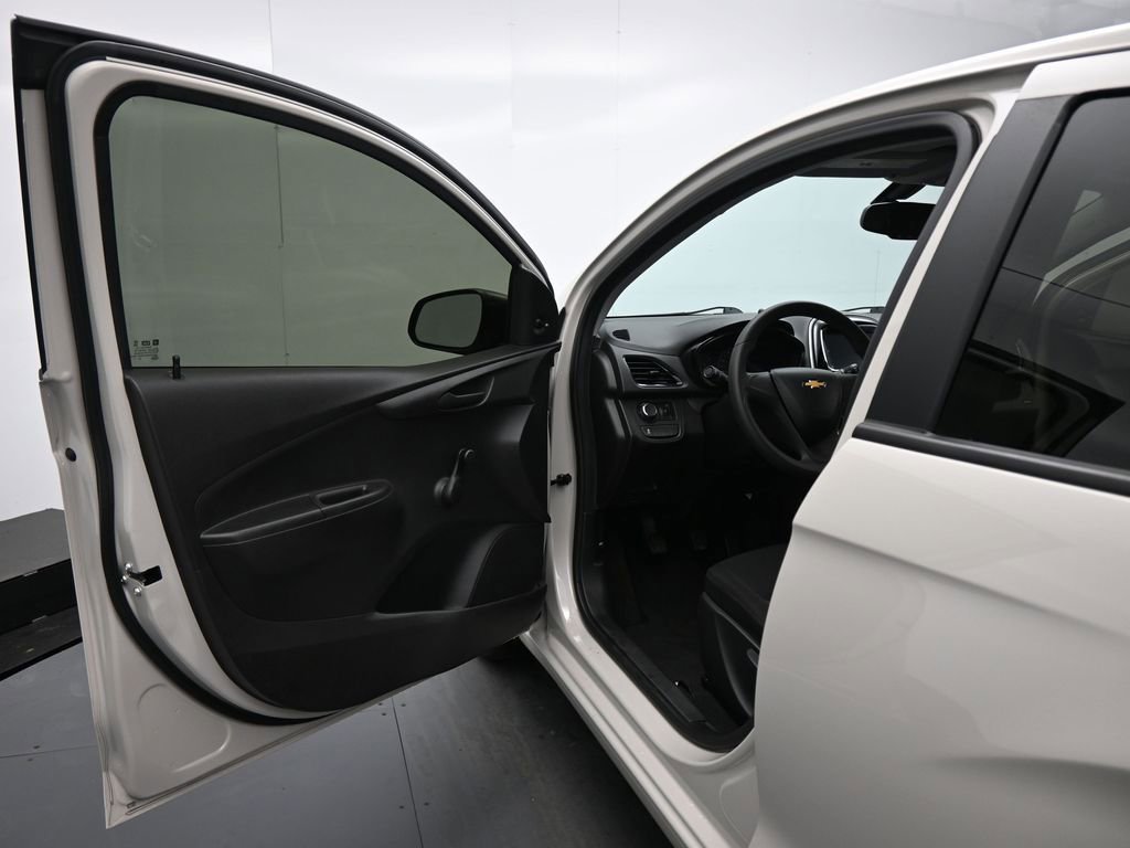 Used 2018 Chevrolet Spark LS image 9