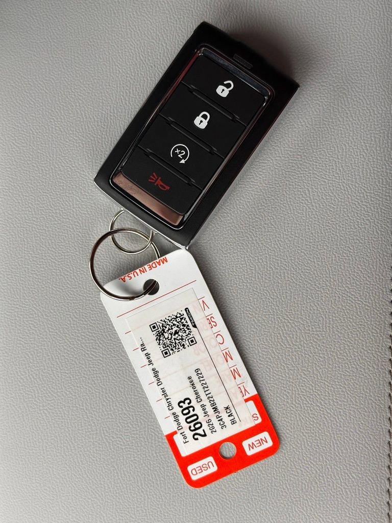 New 2026 Jeep Cherokee Laredo image 36