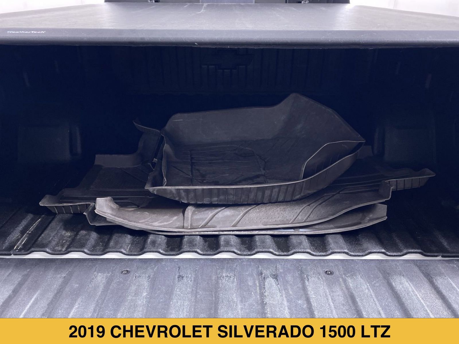 Certified 2019 Chevrolet Silverado 1500 LTZ w/ LTZ Premium Package AWD/4WD image 31