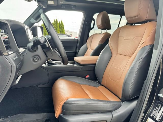 Used 2025 Lexus GX 550 w/ Cold Area Package AWD/4WD image 18