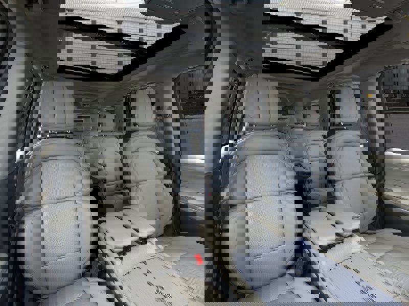 New 2026 Lincoln Navigator L Reserve image 33