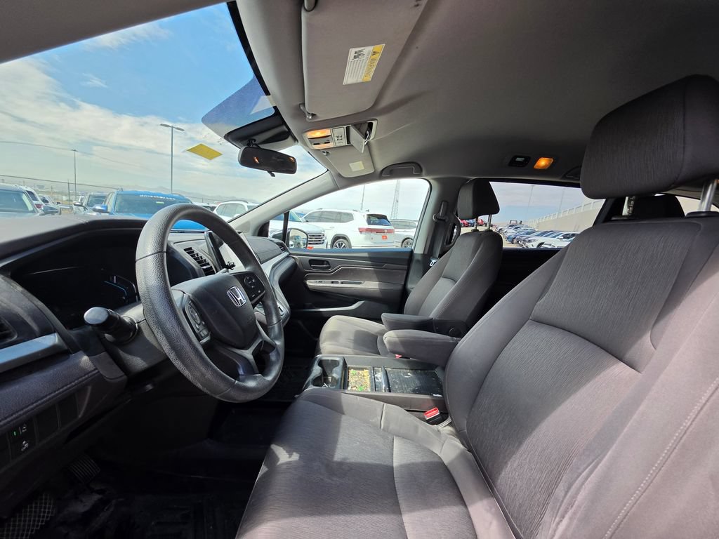 Used 2018 Honda Odyssey EX image 11