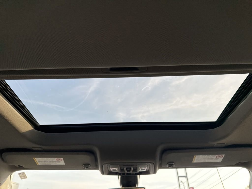 Used 2022 GMC Sierra 2500 Denali w/ Denali Ultimate Package image 15