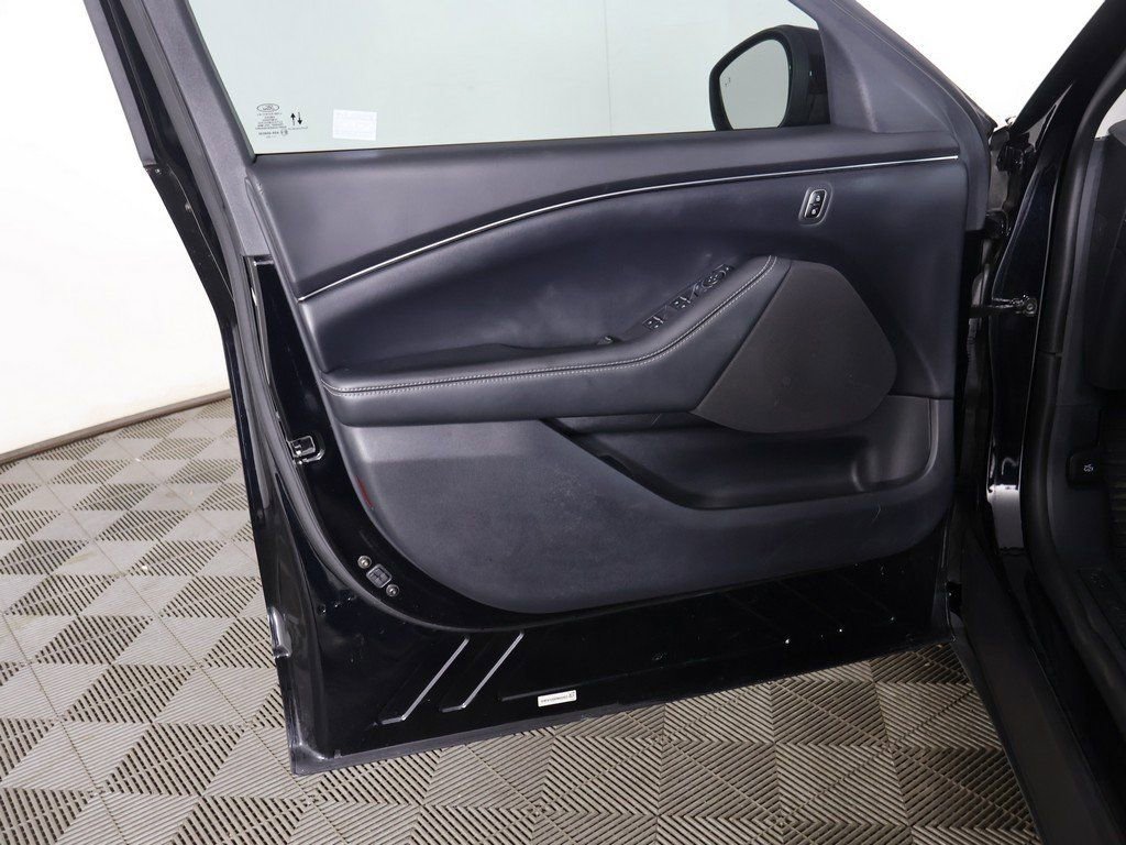 Used 2023 Ford Mustang Mach-E Select image 23