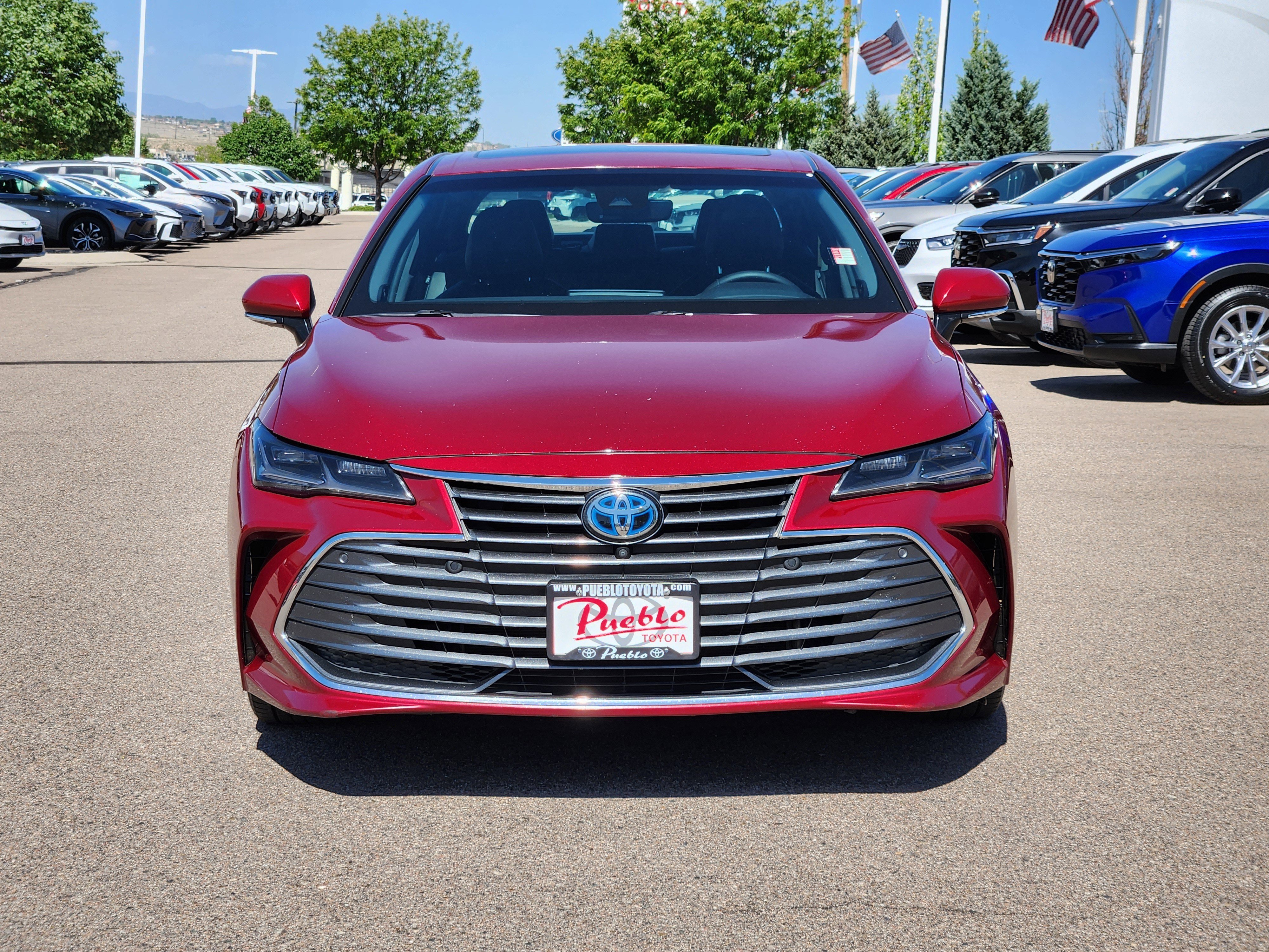 Used 2021 Toyota Avalon Limited w/ Advanced Safety Package FWD image 5