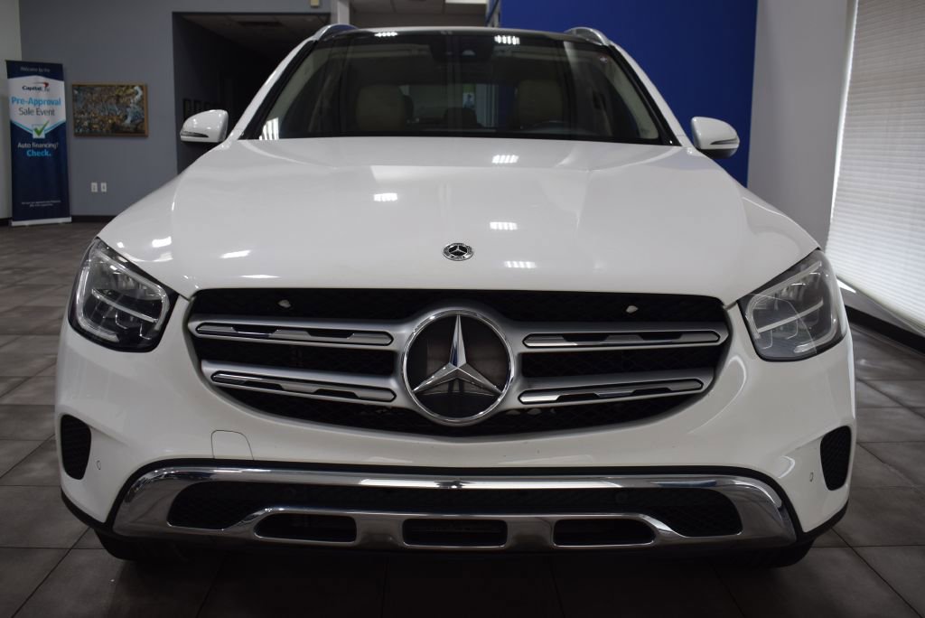 Used 2021 Mercedes-Benz GLC 300 4MATIC w/ Premium Package image 6