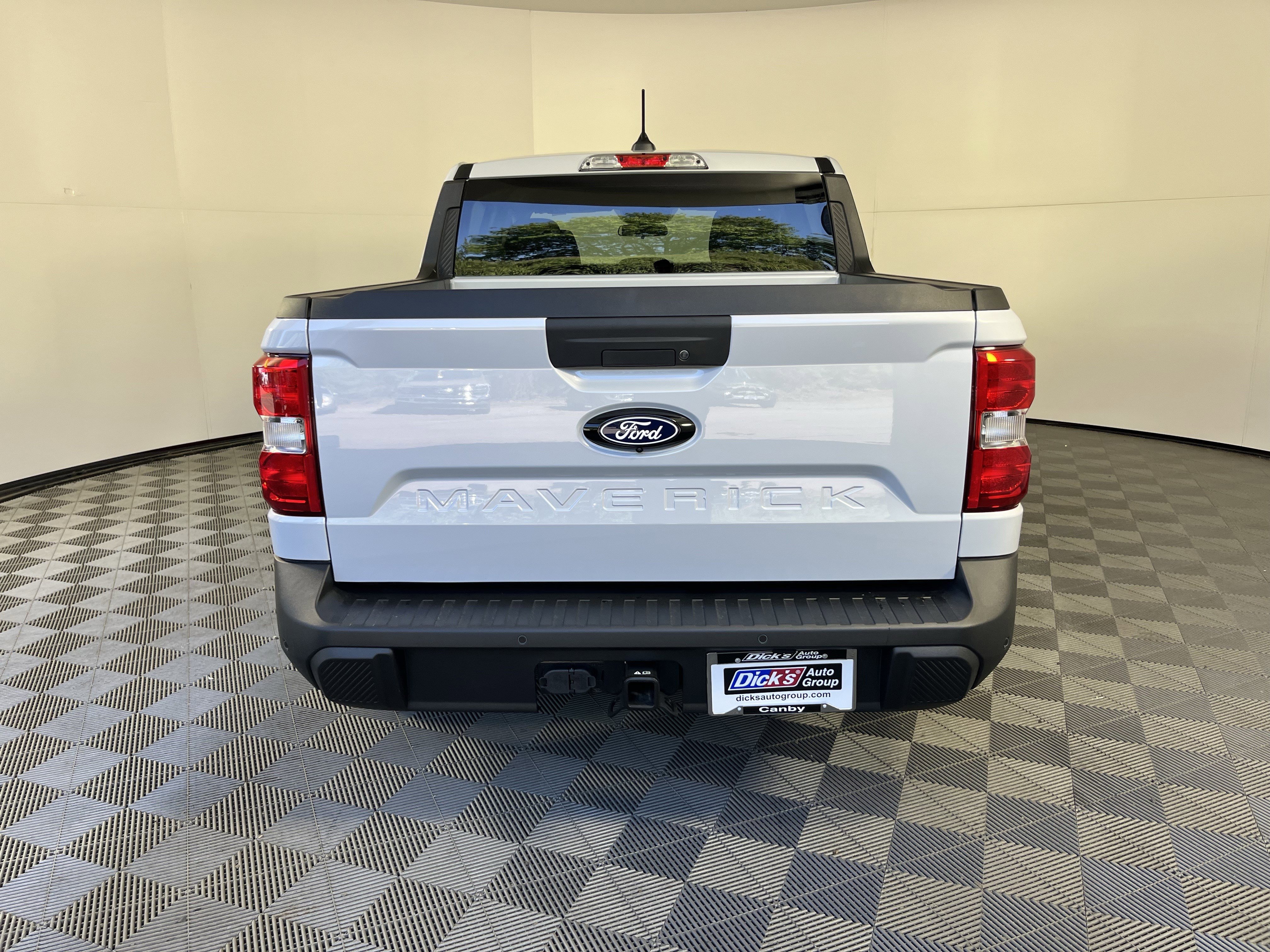 New 2026 Ford Maverick XL AWD/4WD image 4