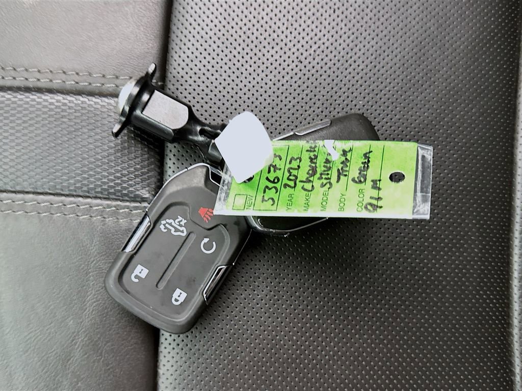 Used 2023 Chevrolet Silverado 3500 High Country w/ Z71 Off-Road Package image 36