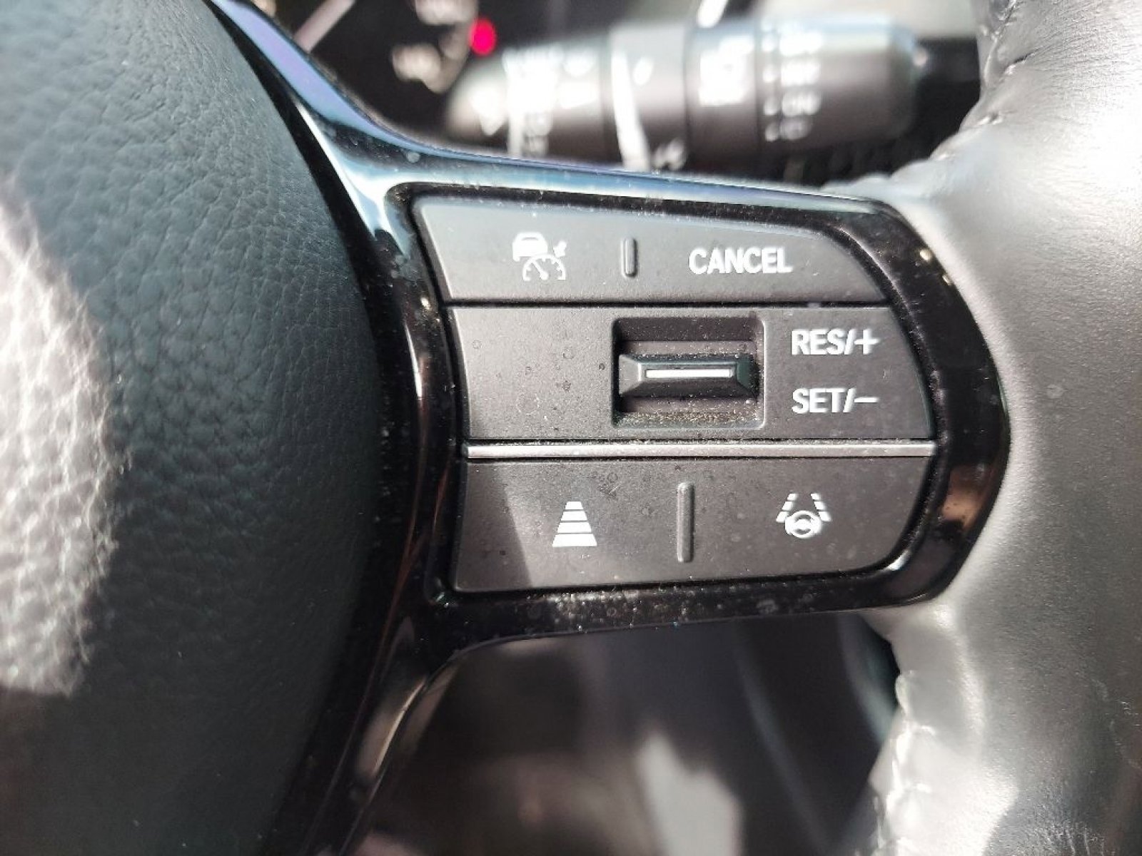 Used 2024 Honda CR-V EX-L image 10