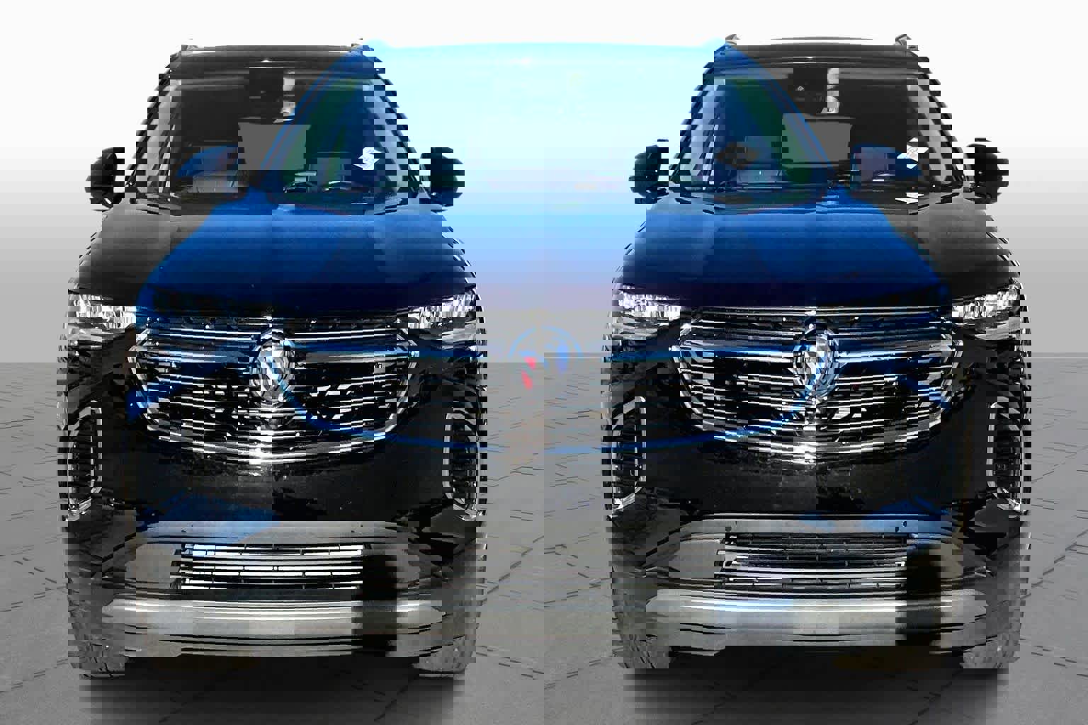 Used 2021 Buick Envision Essence w/ Technology Package I image 4