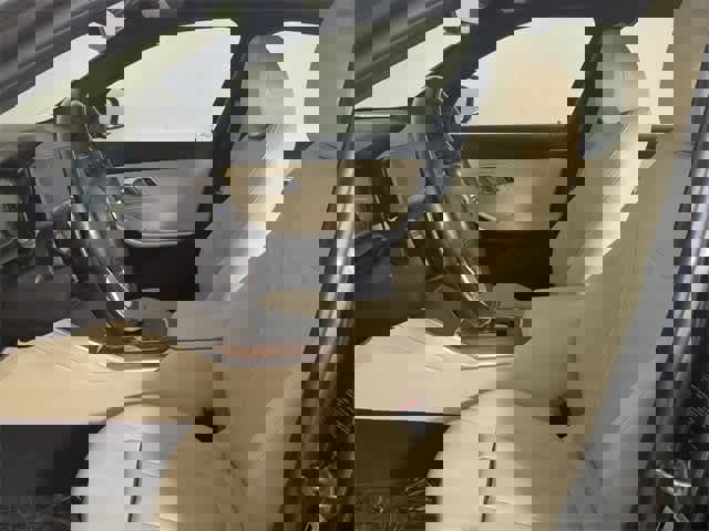 Used 2021 BMW 330i xDrive Sedan w/ Driving Assistance Package image 43