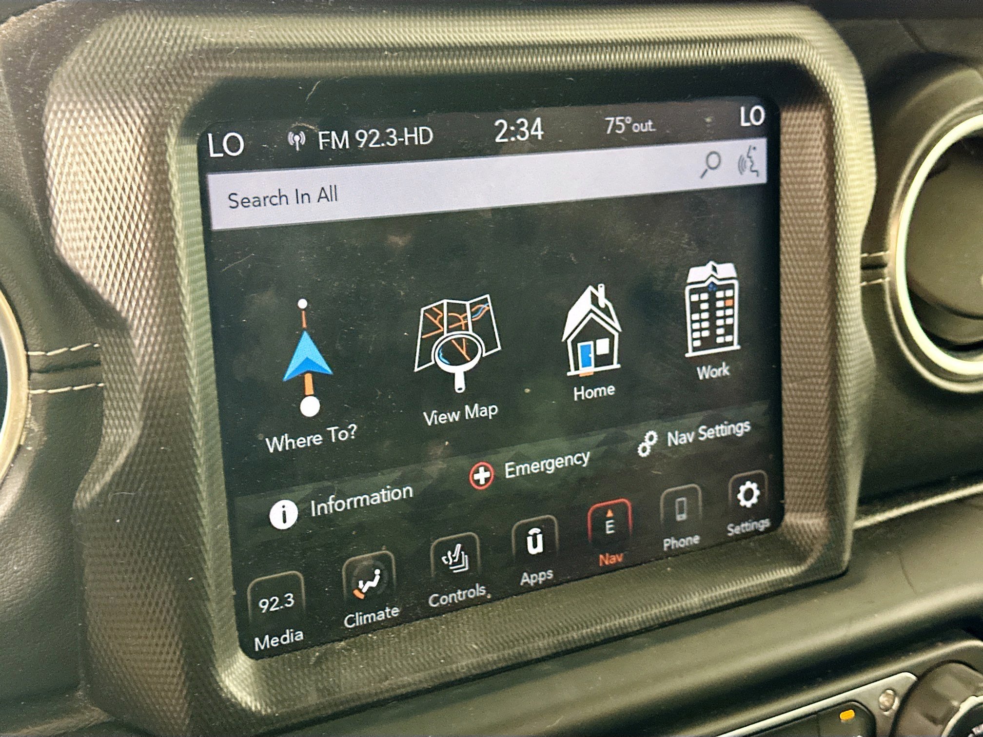 Used 2020 Jeep Wrangler Unlimited Sahara AWD/4WD image 18