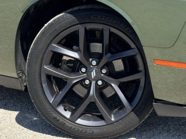Used 2021 Dodge Challenger SXT w/ Blacktop Package image 14