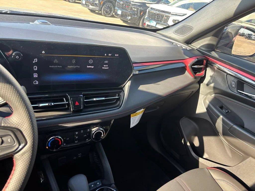 Used 2026 Chevrolet TrailBlazer RS FWD image 21