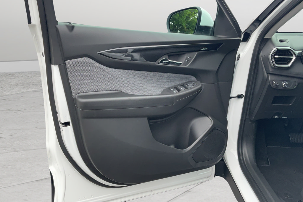 New 2026 Chevrolet TrailBlazer LT FWD image 9